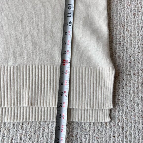 Theory Cashmere Sweater - Picture 7 of 8